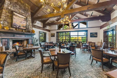 Dining - 1531 E Castle Hills Dr, Flagstaff, AZ 86005 photo 2 of 2