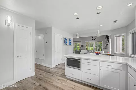 Kitchen - 6001 E Laurel Loop, Flagstaff, AZ 86004 photo 3 of 3