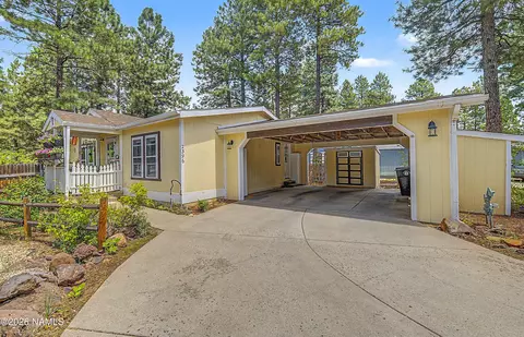 2396 W Rio Grande Ct, Flagstaff, AZ 86001