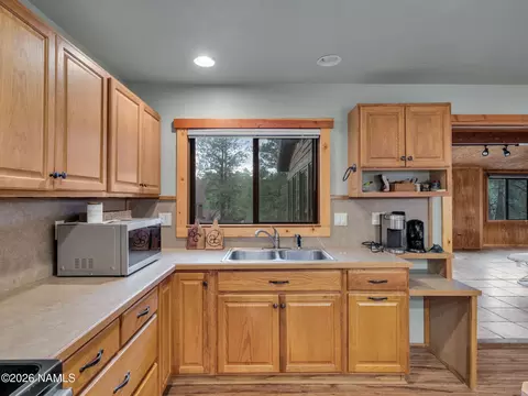 Kitchen - 7329 E Long Bow Dr, Williams, AZ 86046 photo 4 of 4