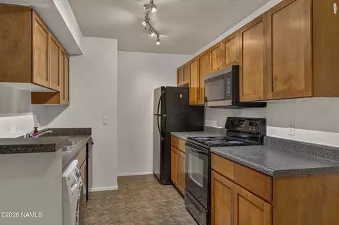 1185 W University Ave #101, Flagstaff, AZ 86001