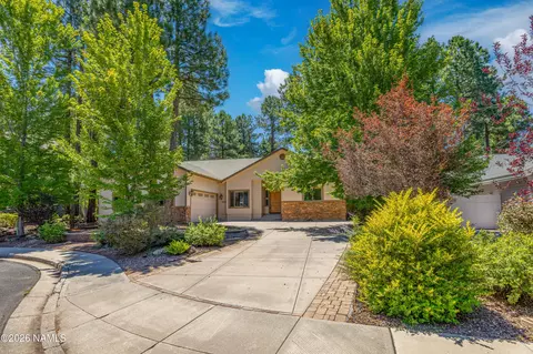 2079 W Toboggan Ct, Flagstaff, AZ 86001
