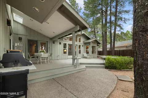 Exterior - 5145 E Hickory Dr, Flagstaff, AZ 86004 photo 4 of 15