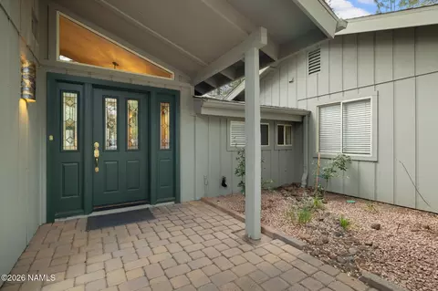 Exterior - 5145 E Hickory Dr, Flagstaff, AZ 86004 photo 3 of 15