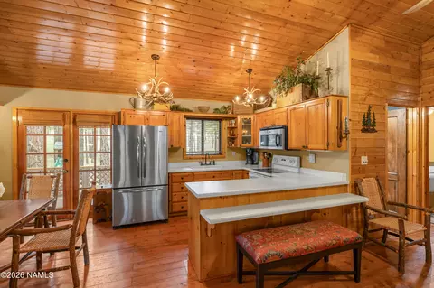 Kitchen - 7386 E Long Bow Dr, Williams, AZ 86046 photo 3 of 3
