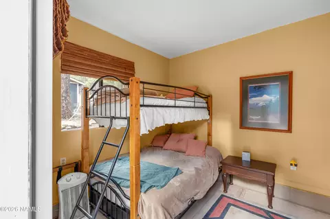 Bedroom - 7386 E Long Bow Dr, Williams, AZ 86046 photo 5 of 7