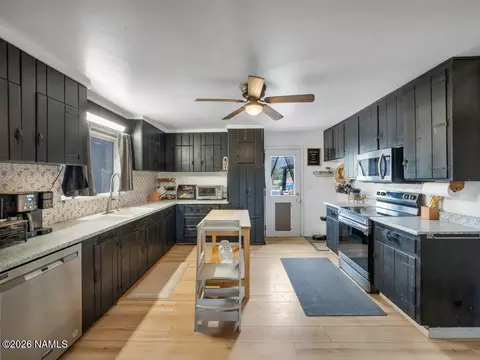 Kitchen - 2857 E Hoctor Rd, Williams, AZ 86046 photo 2 of 5