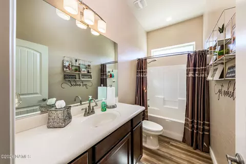 Bath - 190 Trilogy Dr, Williams, AZ 86046 photo 3 of 3