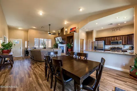 Dining - 190 Trilogy Dr, Williams, AZ 86046 photo 2 of 2