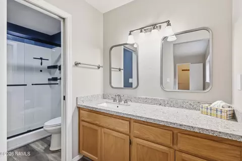 Bath - 6814 Eagle Crest Dr, Flagstaff, AZ 86004 photo 3 of 4