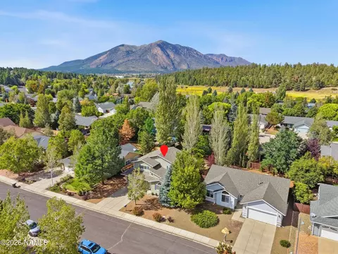 View/Area - 6814 Eagle Crest Dr, Flagstaff, AZ 86004 photo 3 of 3