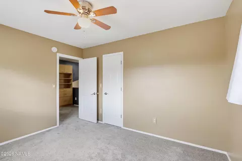 Bedroom - 6814 Eagle Crest Dr, Flagstaff, AZ 86004 photo 3 of 5