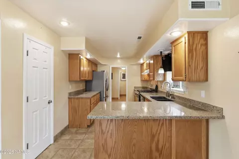 Kitchen - 6814 Eagle Crest Dr, Flagstaff, AZ 86004 photo 2 of 3
