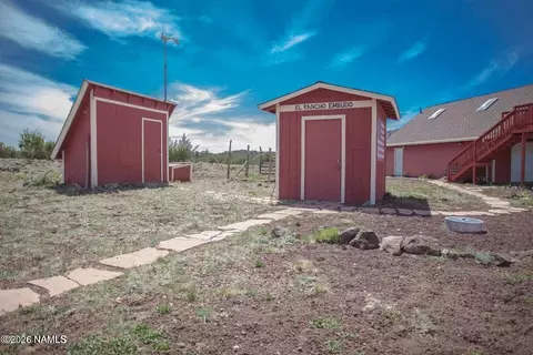 Exterior - 3106 E Funnel Rd, Williams, AZ 86046 photo 3 of 4