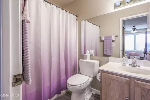 Bath - 4275 E Spring Meadows Cir, Flagstaff, AZ 86004 photo 3 of 3