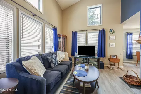 Living - 4275 E Spring Meadows Cir, Flagstaff, AZ 86004 photo 2 of 2