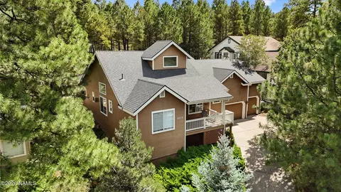 6019 E Abineau Canyon Dr, Flagstaff, AZ 86004
