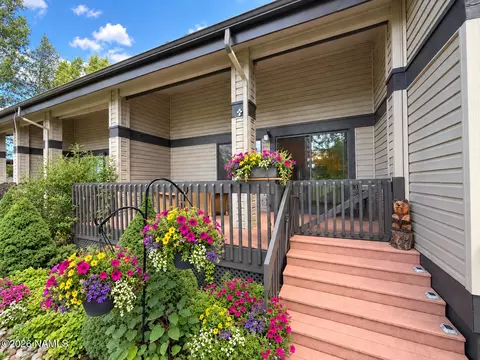 17980 S Walapai Rd #40, Munds Park, AZ 86017
