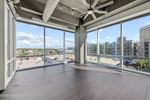 Living - 1 E Lexington Ave #503, Phoenix, AZ 85013 photo 5 of 6