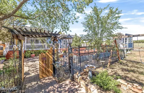 Exterior - 2052 N Ann Ln, Ash Fork, AZ 86320 photo 9 of 10