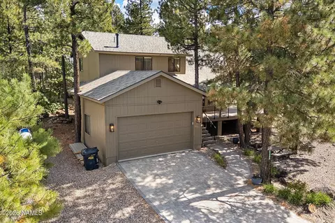 17545 S Stallion Dr, Munds Park, AZ 86017