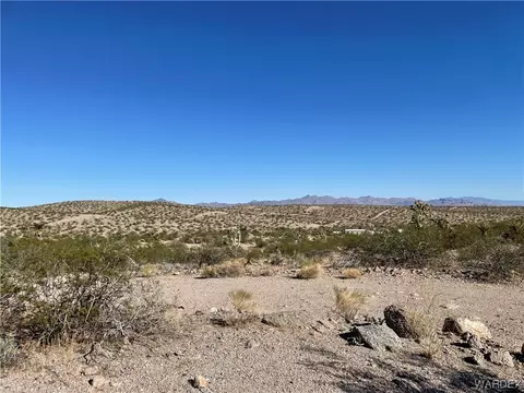 1205 W Haystack Dr, Meadview, AZ 86444