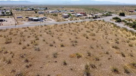 016 S Estrella Rd # e, Golden Valley, AZ 86413