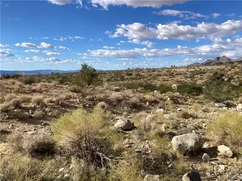 0 Rosewell Rd, Yucca, AZ 86438