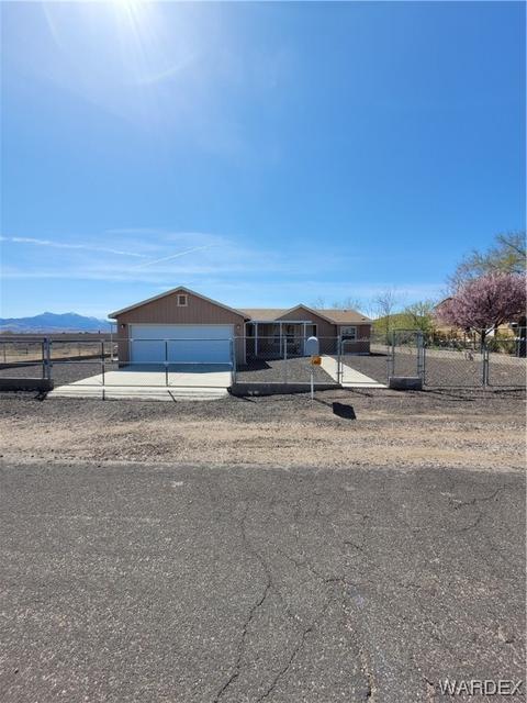 680 E Windsor Ave, Kingman, AZ 86409