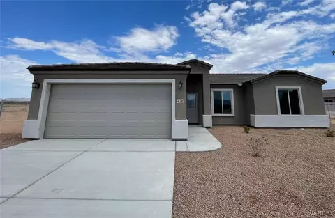 478 S San Ignacio Way, Golden Valley, AZ 86413