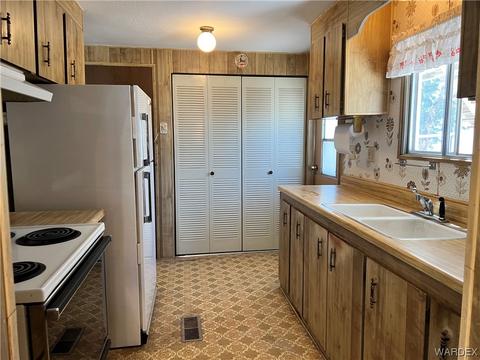 2304 E Thompson Ave, Kingman, AZ 86409 photo 15