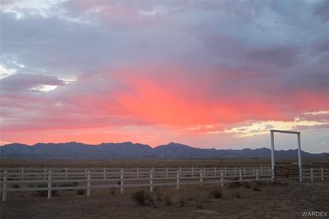 4141 E Long Mountain Rd, Kingman, AZ 86401