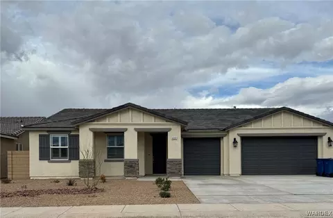 499 Downey Dr, Bullhead City, AZ 86442