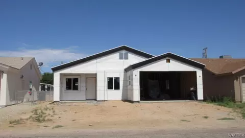 2835 E Leroy Ave, Kingman, AZ 86409