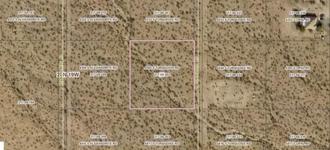 4385 S Turquouis Rd, Golden Valley, AZ 86413