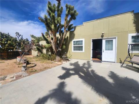 26136 N Pear Ave, Meadview, AZ 86444
