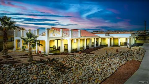 670 Hickory Ct, Bullhead City, AZ 86429