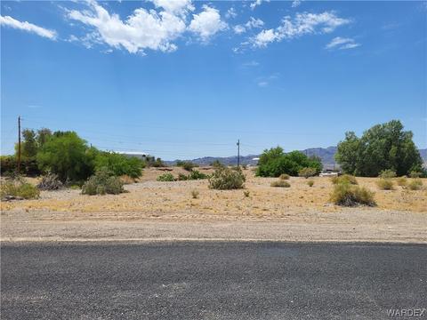 4888 E Tonopah Dr, Topock, AZ 86436