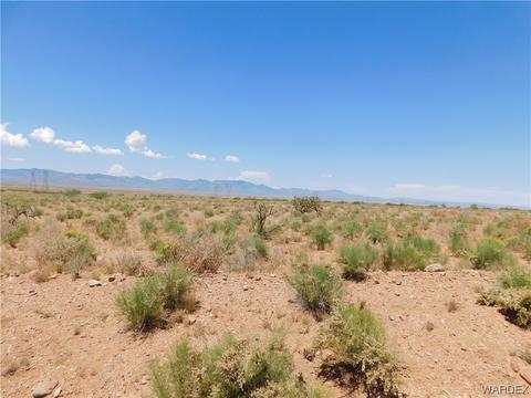 000 Indian Hollow Rd, Kingman, AZ 86409