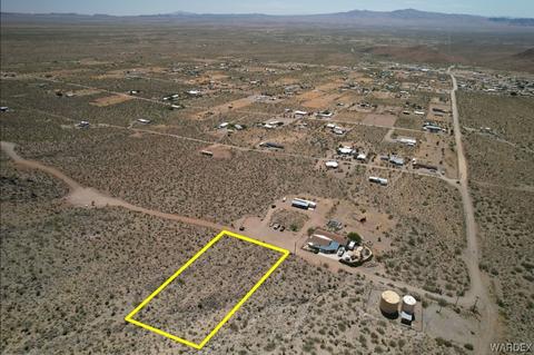 15958 Juline Dr, Dolan Springs, AZ 86441