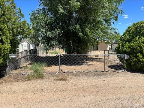 2425 E Carver Ave, Kingman, AZ 86409 photo 2