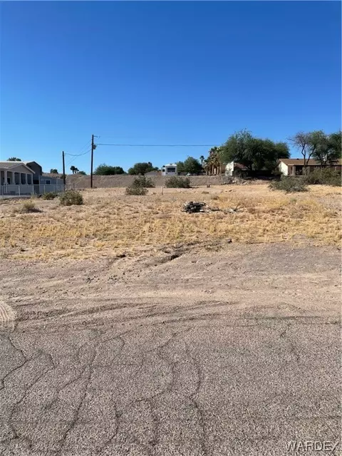 5263 E Pinal Pl, Topock, AZ 86436 photo 2