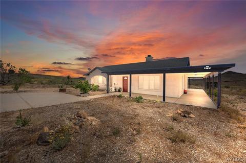 8240 N Pulpit Rock Rd, Kingman, AZ 86409