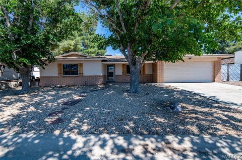 1045 Crestwood Dr, Kingman, AZ 86409