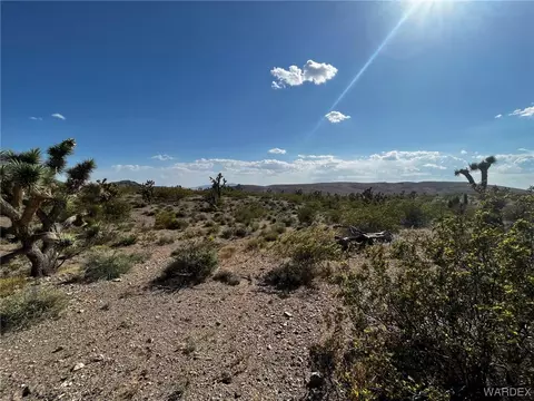 20618 N Deer Dr, White Hills, AZ 86445