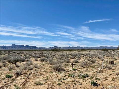 0000 San Pedro Rd, Golden Valley, AZ 86413