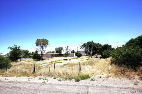 3565 E Robin Ln, Kingman, AZ 86409 photo 3