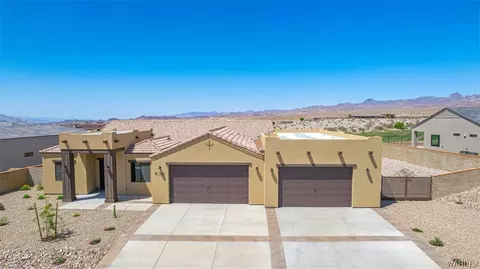 3061 Fort Mojave Dr, Bullhead City, AZ 86429