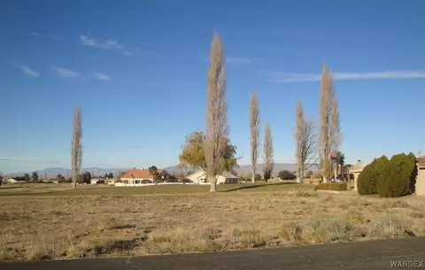 7849 E Saddleback Dr, Kingman, AZ 86401 photo 5
