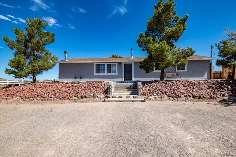 8779 W Vista Verde Dr, White Hills, AZ 86445